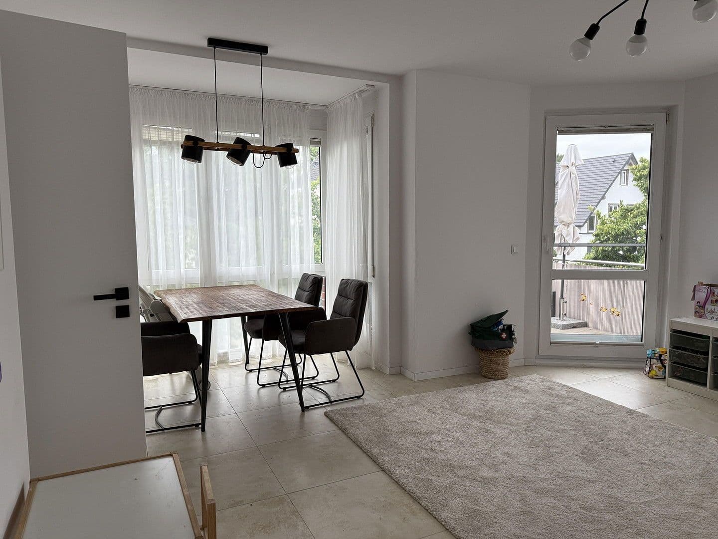 Prodej bytu 3+1 74 m², Ursula-Goetze-Straße, 31, Berlin, Berlín Prodej bytu 3+1 74 m², Ursula-Goetze-Straße, 31, Berlin, Berlín