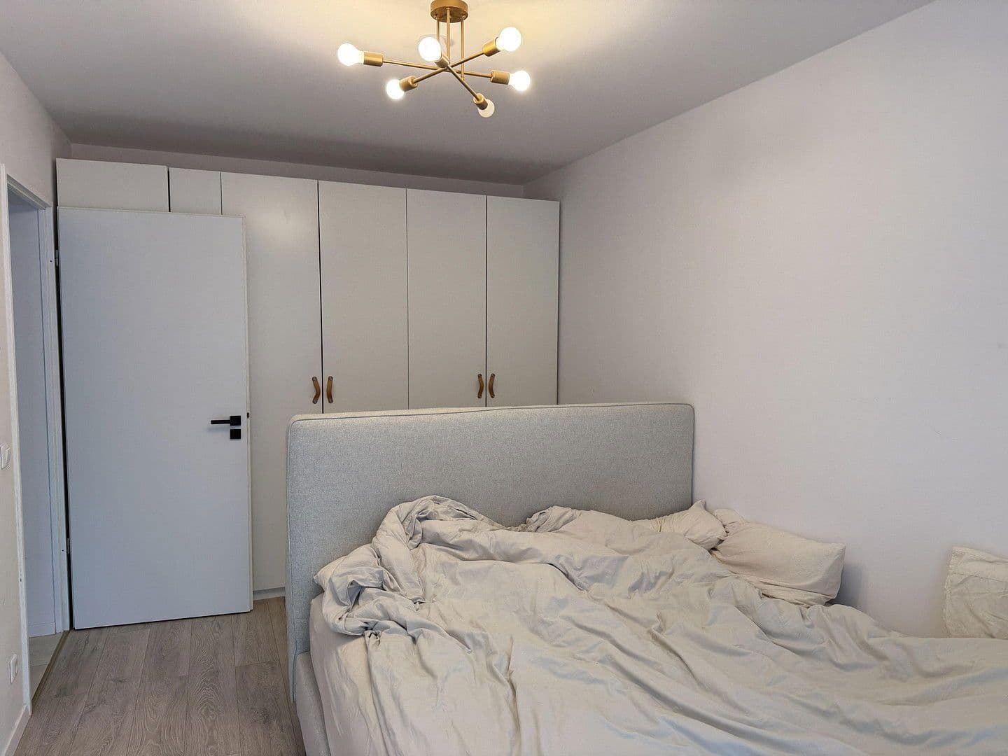 Prodej bytu 3+1 74 m², Ursula-Goetze-Straße, 31, Berlin, Berlín Prodej bytu 3+1 74 m², Ursula-Goetze-Straße, 31, Berlin, Berlín