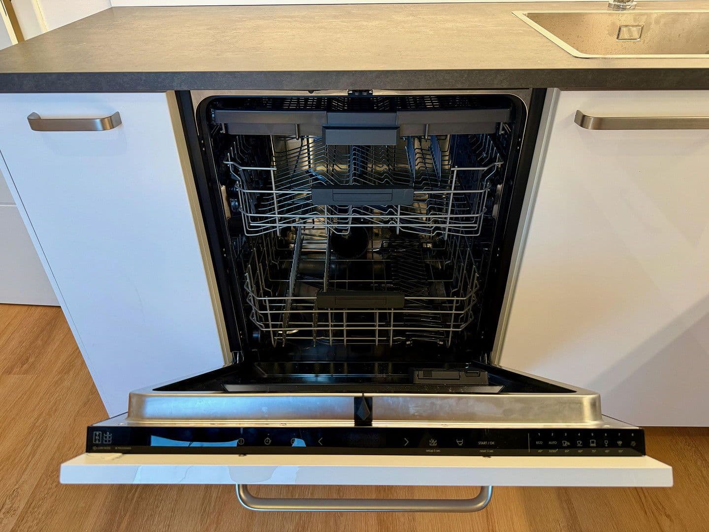 Pronájem bytu 3+kk 82 m², Hammer Straße 68, Bochum, Severní Porýní-Vestfálsko Pronájem bytu 3+kk 82 m², Hammer Straße 68, Bochum, Severní Porýní-Vestfálsko