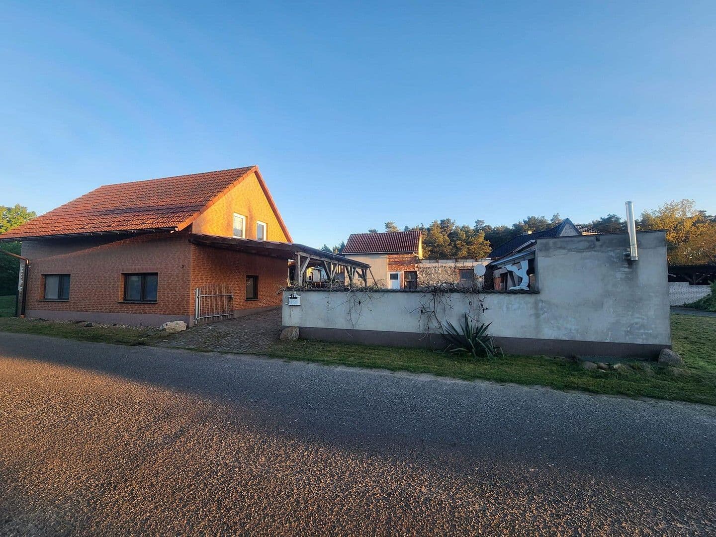 Prodej domu 95 m², pozemek 1.151 m², Jagsaler Weg 2, Kremitzaue, Braniborsko Prodej domu 95 m², pozemek 1.151 m², Jagsaler Weg 2, Kremitzaue, Braniborsko