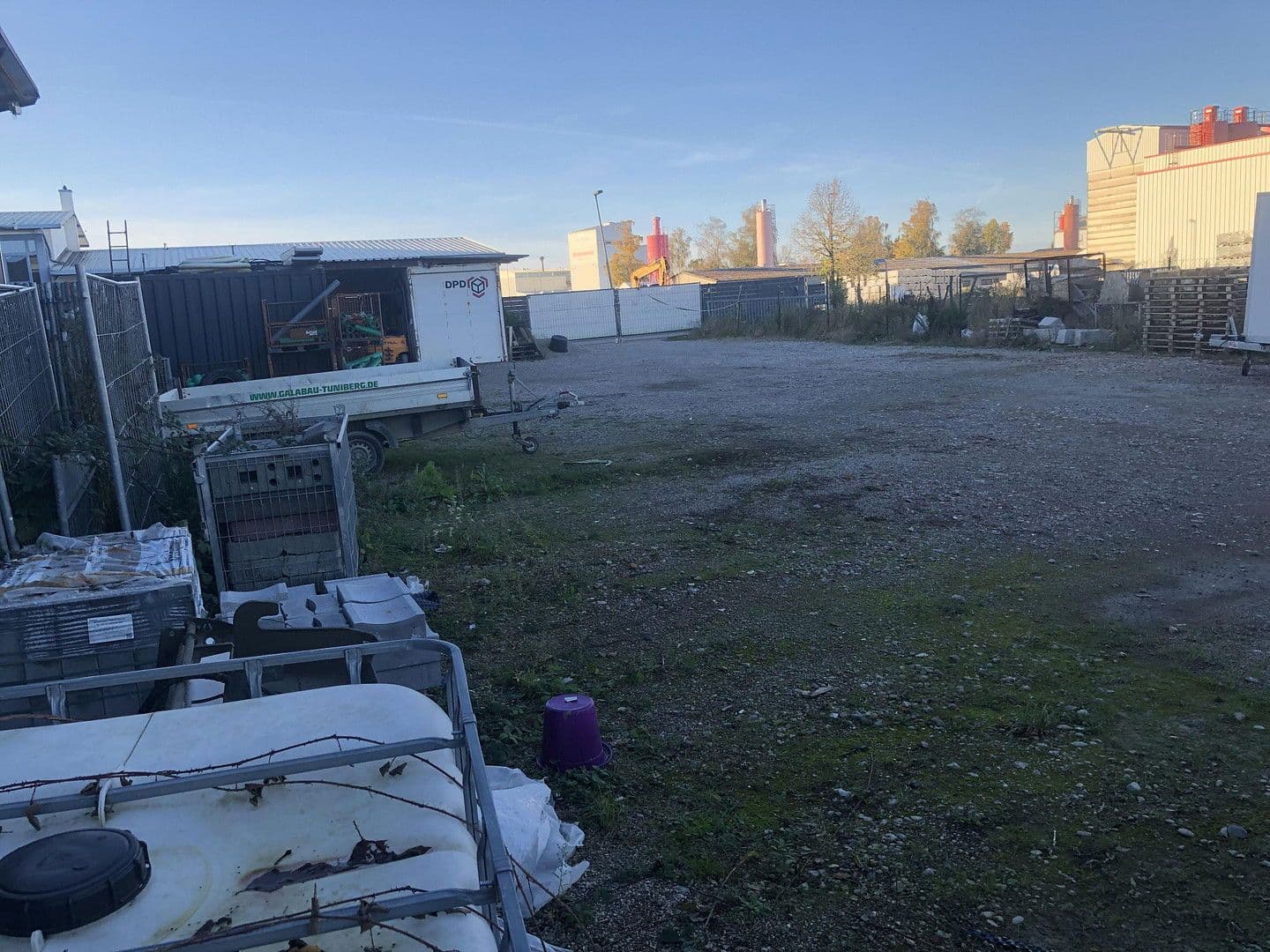 Pronájem pozemku 1.100 m², Breisach am Rhein, Bádensko-Württembersko Pronájem pozemku 1.100 m², Breisach am Rhein, Bádensko-Württembersko