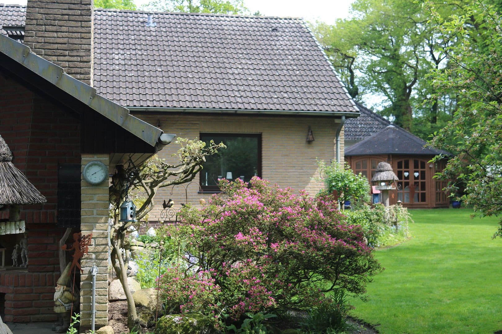 Prodej domu 204 m², pozemek 1.209 m², Hude (Oldenburg), Dolní Sasko Prodej domu 204 m², pozemek 1.209 m², Hude (Oldenburg), Dolní Sasko