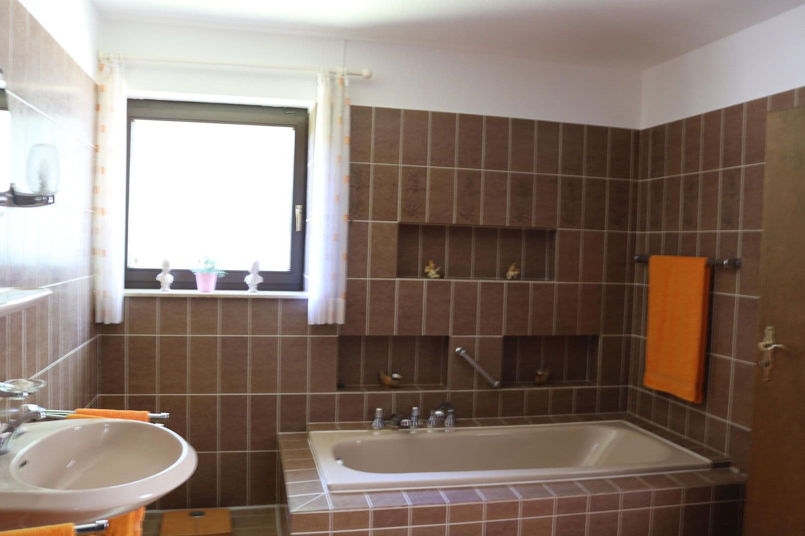 Prodej domu 204 m², pozemek 1.209 m², Hude (Oldenburg), Dolní Sasko Prodej domu 204 m², pozemek 1.209 m², Hude (Oldenburg), Dolní Sasko