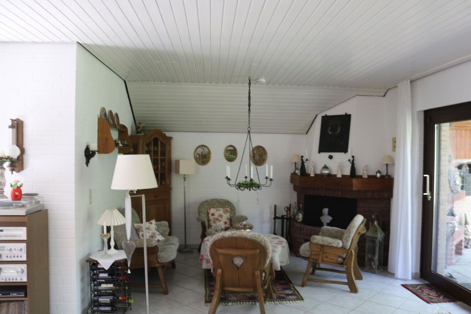 Prodej domu 204 m², pozemek 1.209 m², Hude (Oldenburg), Dolní Sasko Prodej domu 204 m², pozemek 1.209 m², Hude (Oldenburg), Dolní Sasko