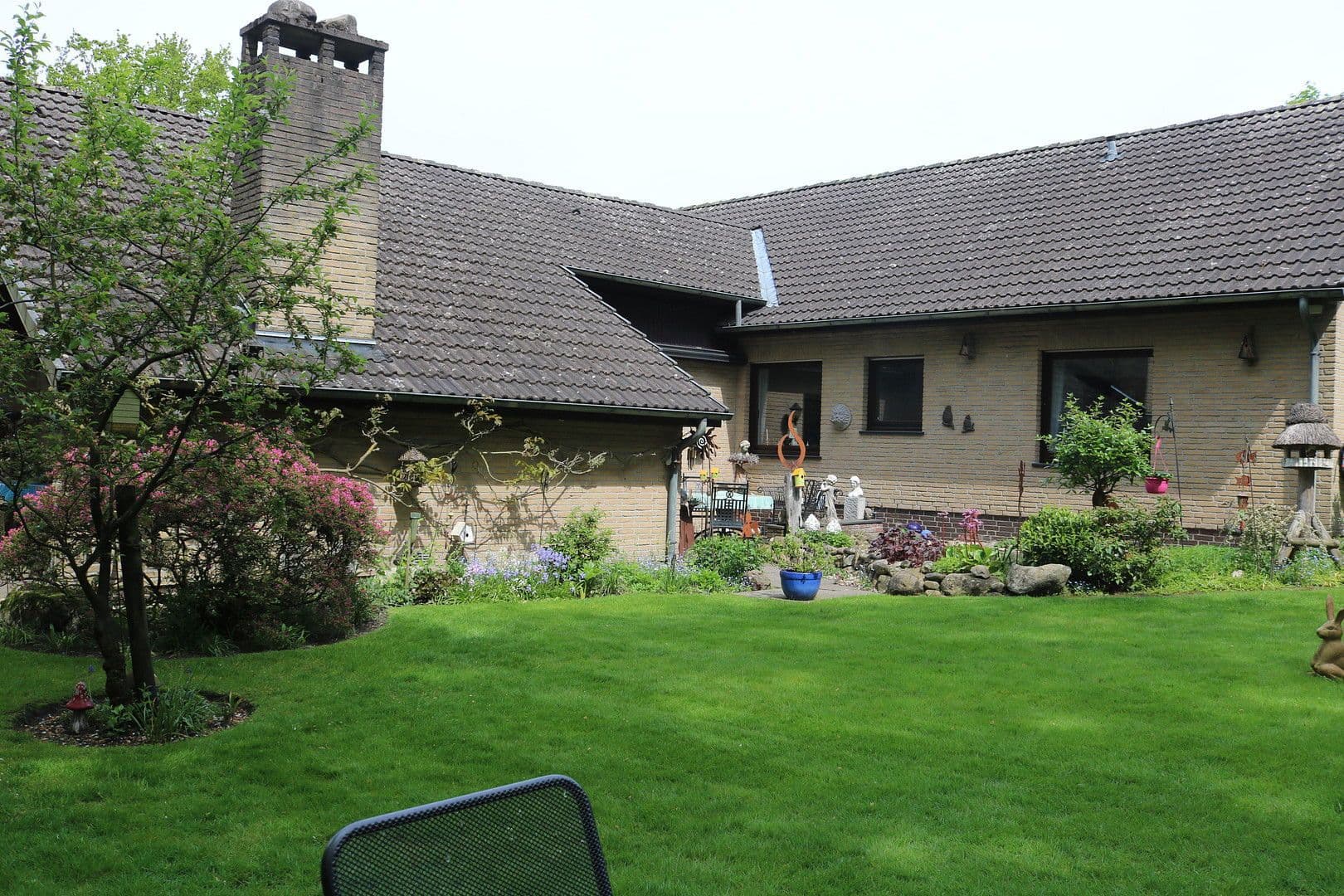 Prodej domu 204 m², pozemek 1.209 m², Hude (Oldenburg), Dolní Sasko Prodej domu 204 m², pozemek 1.209 m², Hude (Oldenburg), Dolní Sasko