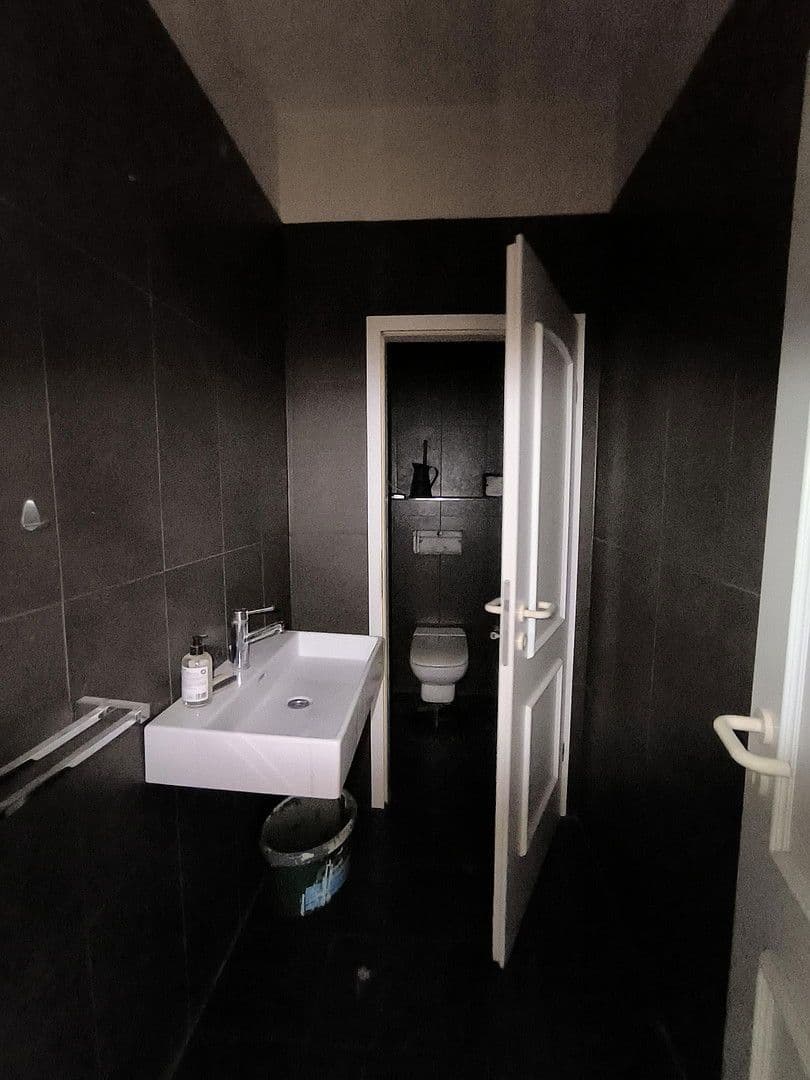 Pronájem nebytového prostoru 9 m², Hegelstraße 19, Magdeburg, Sasko-Anhaltsko Pronájem nebytového prostoru 9 m², Hegelstraße 19, Magdeburg, Sasko-Anhaltsko