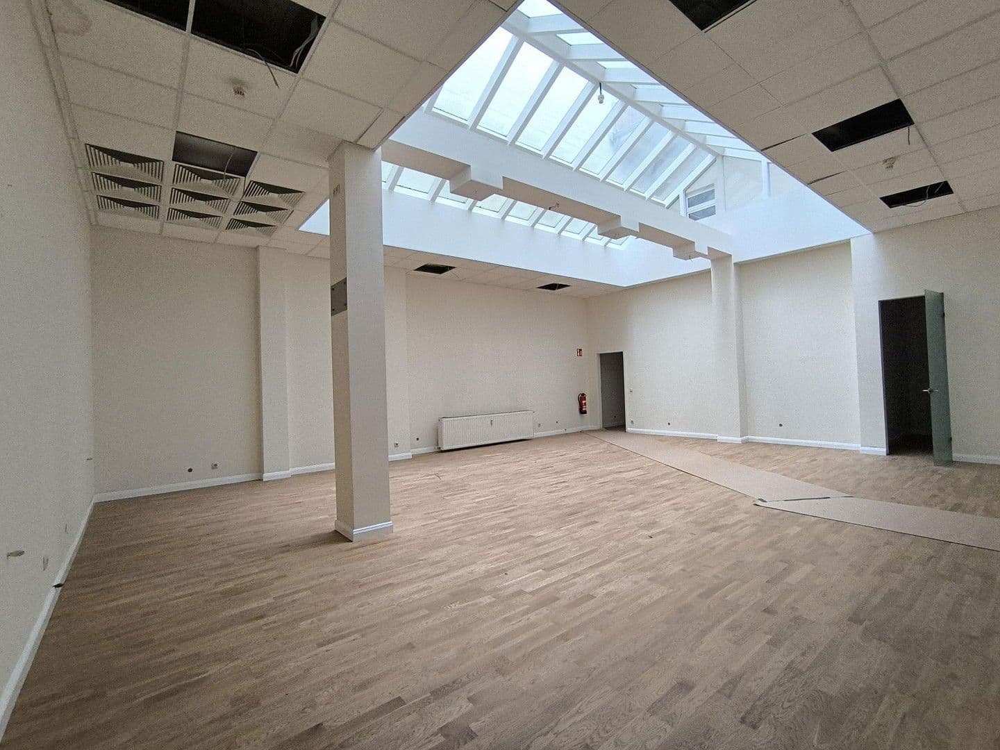 Pronájem nebytového prostoru 9 m², Hegelstraße 19, Magdeburg, Sasko-Anhaltsko Pronájem nebytového prostoru 9 m², Hegelstraße 19, Magdeburg, Sasko-Anhaltsko