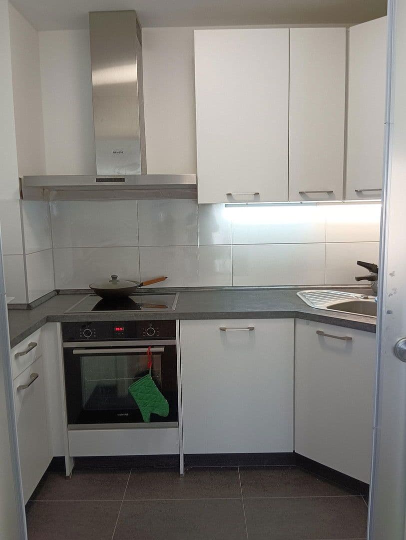 Pronájem bytu 4+1 84 m², Fritz-Bauer-Str., München, Bavorsko Pronájem bytu 4+1 84 m², Fritz-Bauer-Str., München, Bavorsko