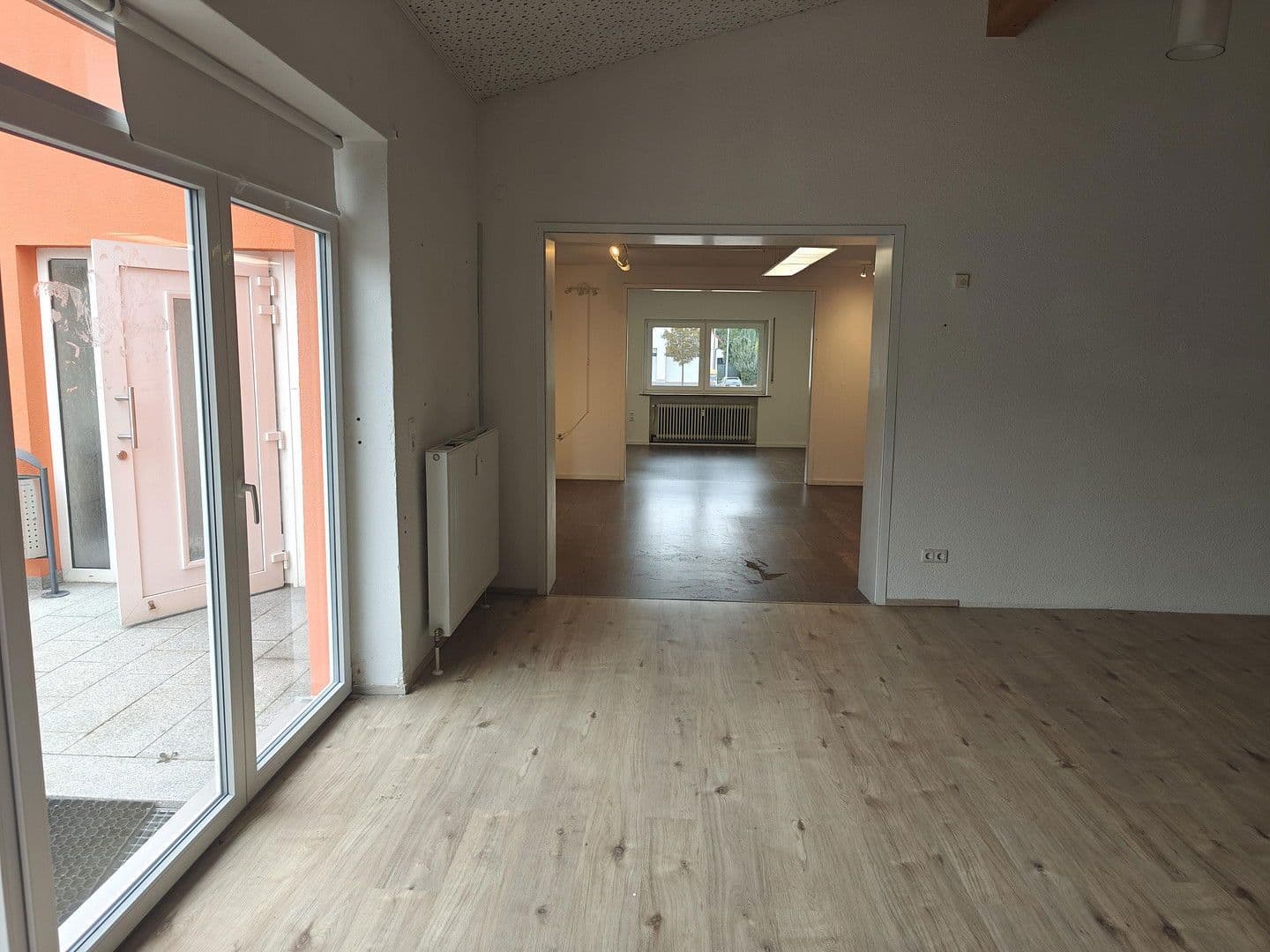 Pronájem nebytového prostoru 306 m², Anbacherstr. 26, Gunzenhausen, Bavorsko Pronájem nebytového prostoru 306 m², Anbacherstr. 26, Gunzenhausen, Bavorsko