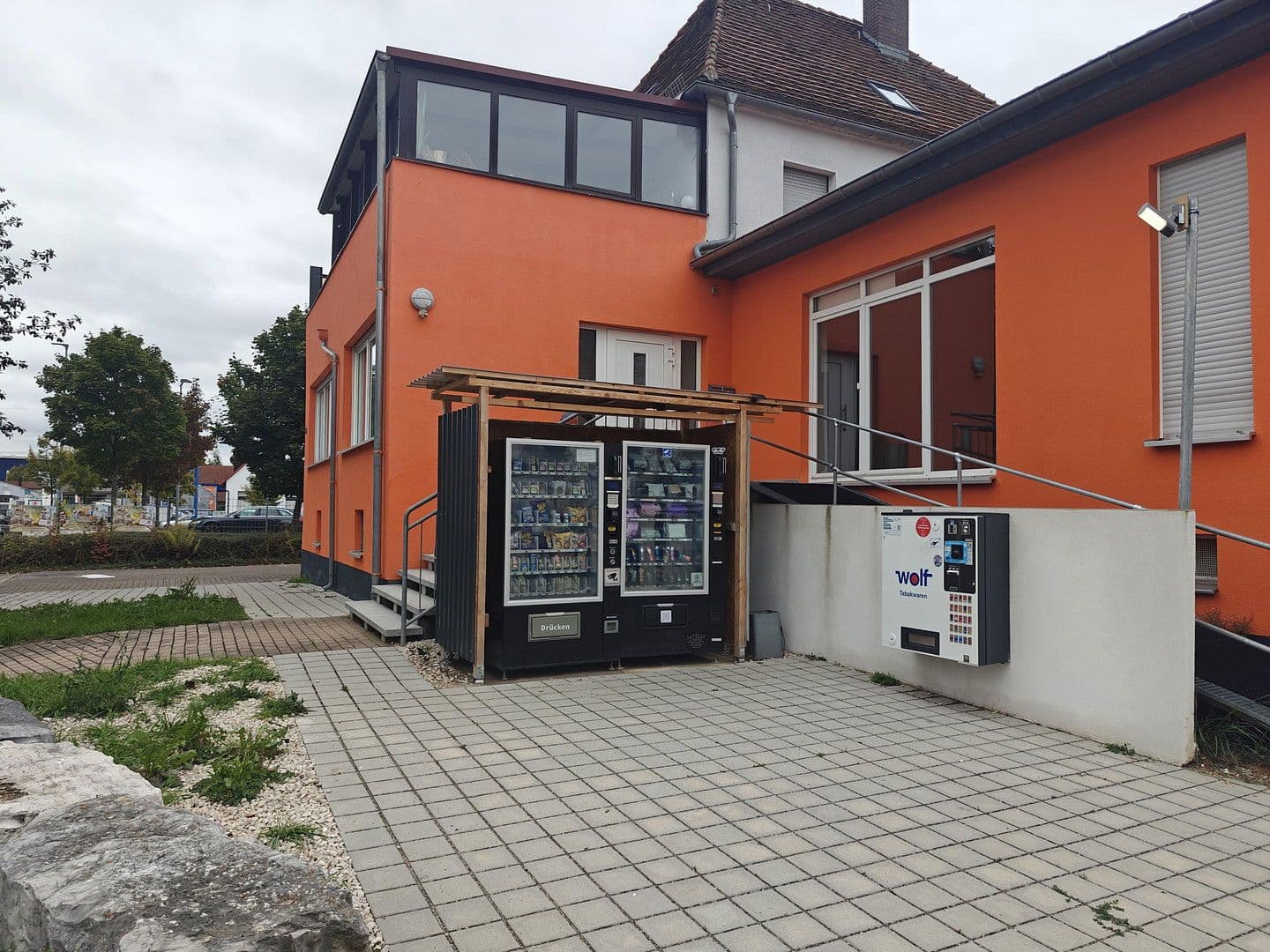 Pronájem nebytového prostoru 306 m², Anbacherstr. 26, Gunzenhausen, Bavorsko Pronájem nebytového prostoru 306 m², Anbacherstr. 26, Gunzenhausen, Bavorsko
