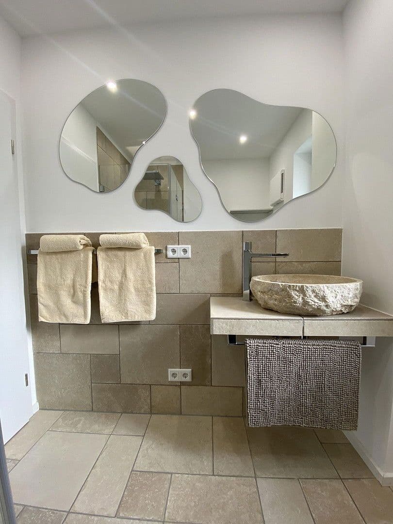 Pronájem bytu 2+1 60 m², Oberbilker Allee, 39, Düsseldorf, Severní Porýní-Vestfálsko Pronájem bytu 2+1 60 m², Oberbilker Allee, 39, Düsseldorf, Severní Porýní-Vestfálsko