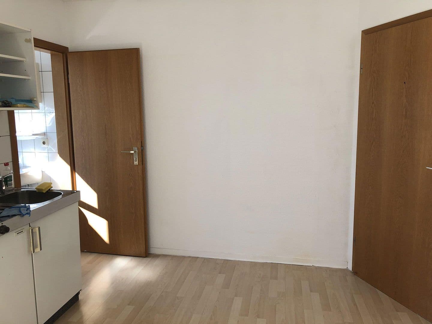 Pronájem bytu 1+1 22 m², Marktstrasse 33A, Stuttgart - Bad Cannstatt, Bádensko-Württembersko Pronájem bytu 1+1 22 m², Marktstrasse 33A, Stuttgart - Bad Cannstatt, Bádensko-Württembersko