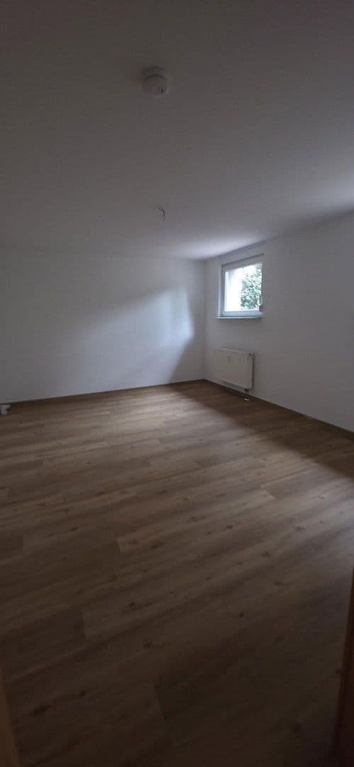 Pronájem bytu 3+1 93 m², Gothaer Strasse 1, Oranienburg, Braniborsko Pronájem bytu 3+1 93 m², Gothaer Strasse 1, Oranienburg, Braniborsko