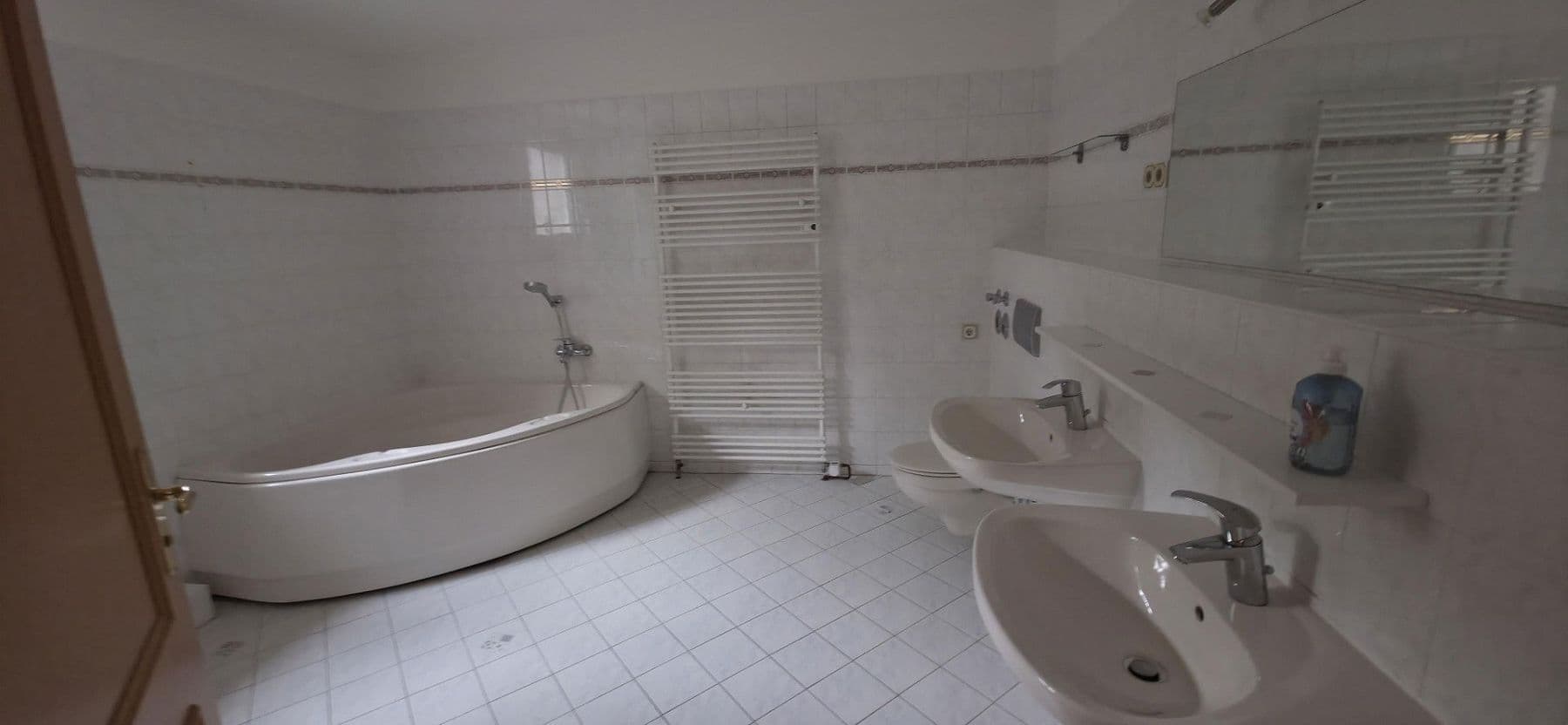 Pronájem bytu 3+1 93 m², Gothaer Strasse 1, Oranienburg, Braniborsko Pronájem bytu 3+1 93 m², Gothaer Strasse 1, Oranienburg, Braniborsko