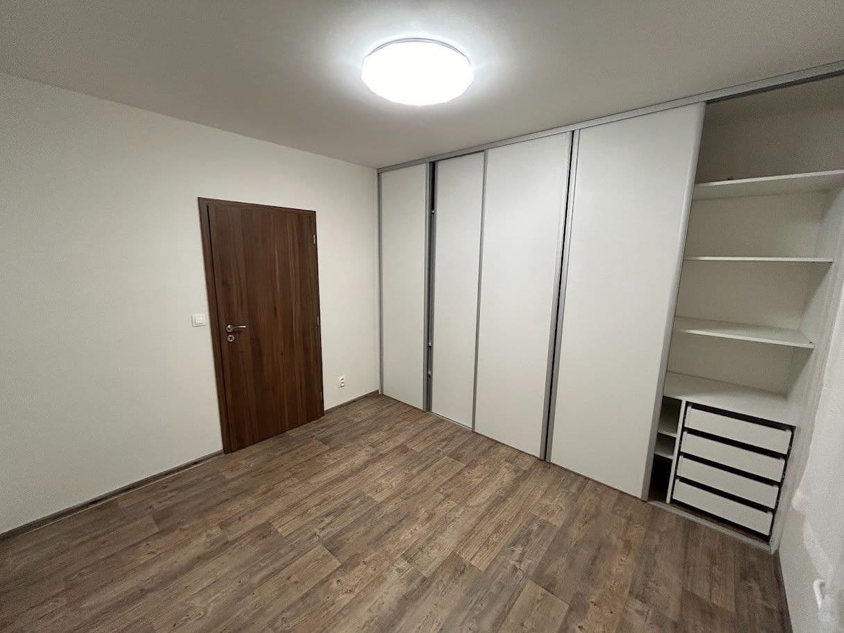 Prodej bytu 3+1 59 m², Oráčova, Ostrava, Moravskoslezský kraj Prodej bytu 3+1 59 m², Oráčova, Ostrava, Moravskoslezský kraj