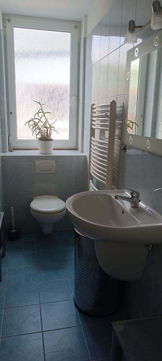 Pronájem bytu 1+kk 36 m², Kudrnova, Praha, Praha Pronájem bytu 1+kk 36 m², Kudrnova, Praha, Praha