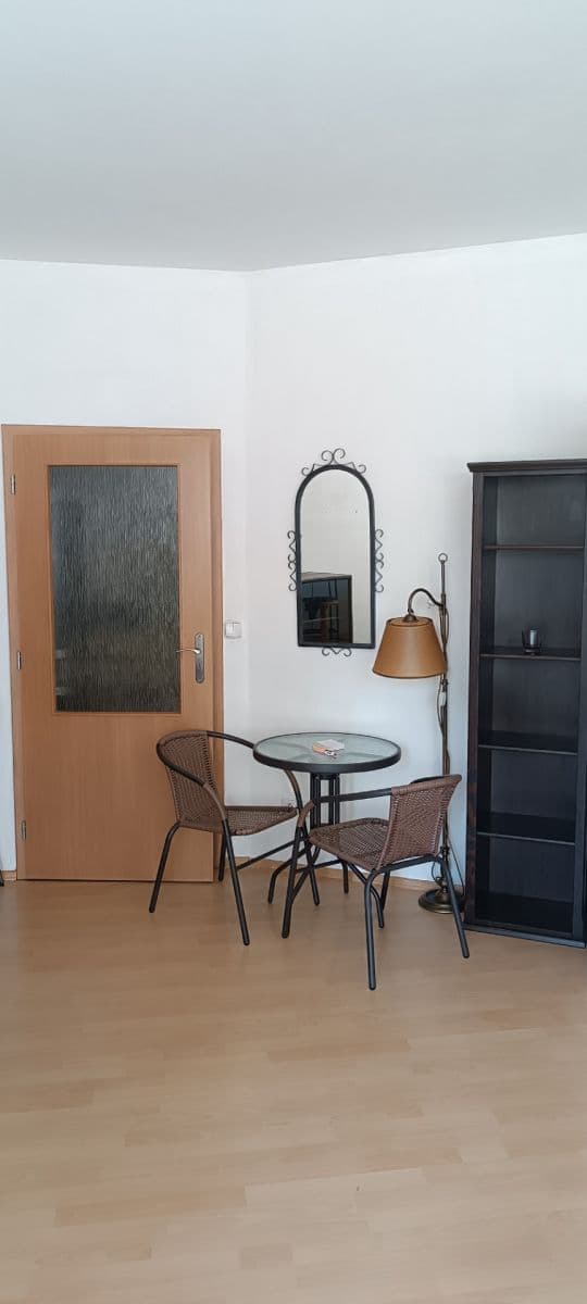 Pronájem bytu 1+kk 36 m², Kudrnova, Praha, Praha Pronájem bytu 1+kk 36 m², Kudrnova, Praha, Praha