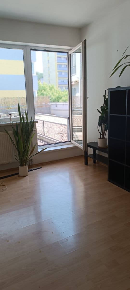 Pronájem bytu 1+kk 36 m², Kudrnova, Praha, Praha Pronájem bytu 1+kk 36 m², Kudrnova, Praha, Praha
