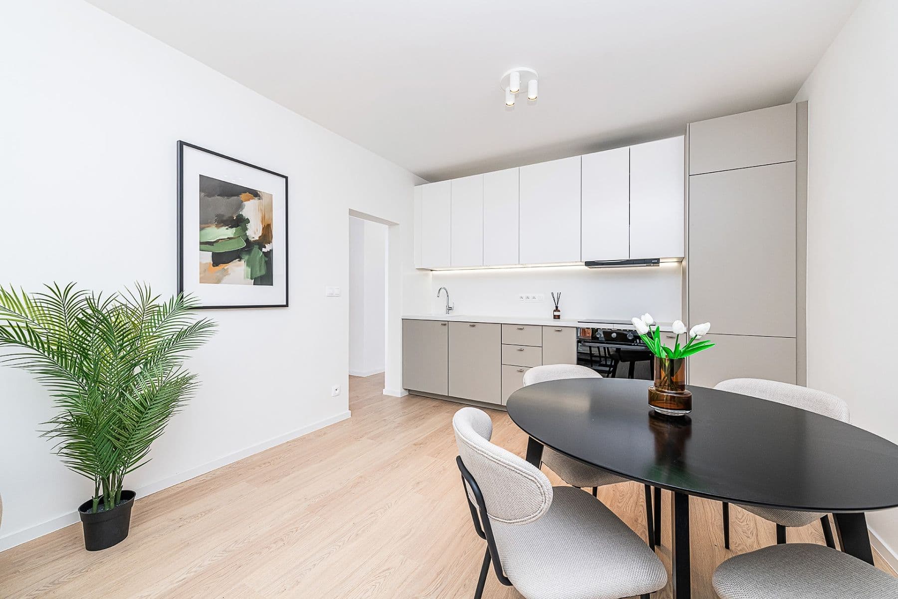 Prodej bytu 4+kk 75 m², Hřibská, Praha, Praha Prodej bytu 4+kk 75 m², Hřibská, Praha, Praha