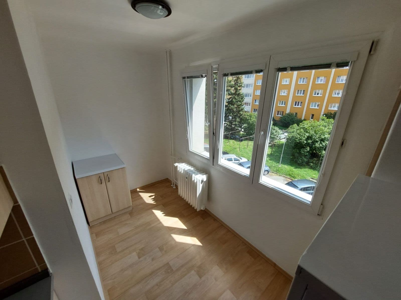 Pronájem bytu 1+1 42 m², Smrková, Plzeň, Plzeňský kraj Pronájem bytu 1+1 42 m², Smrková, Plzeň, Plzeňský kraj
