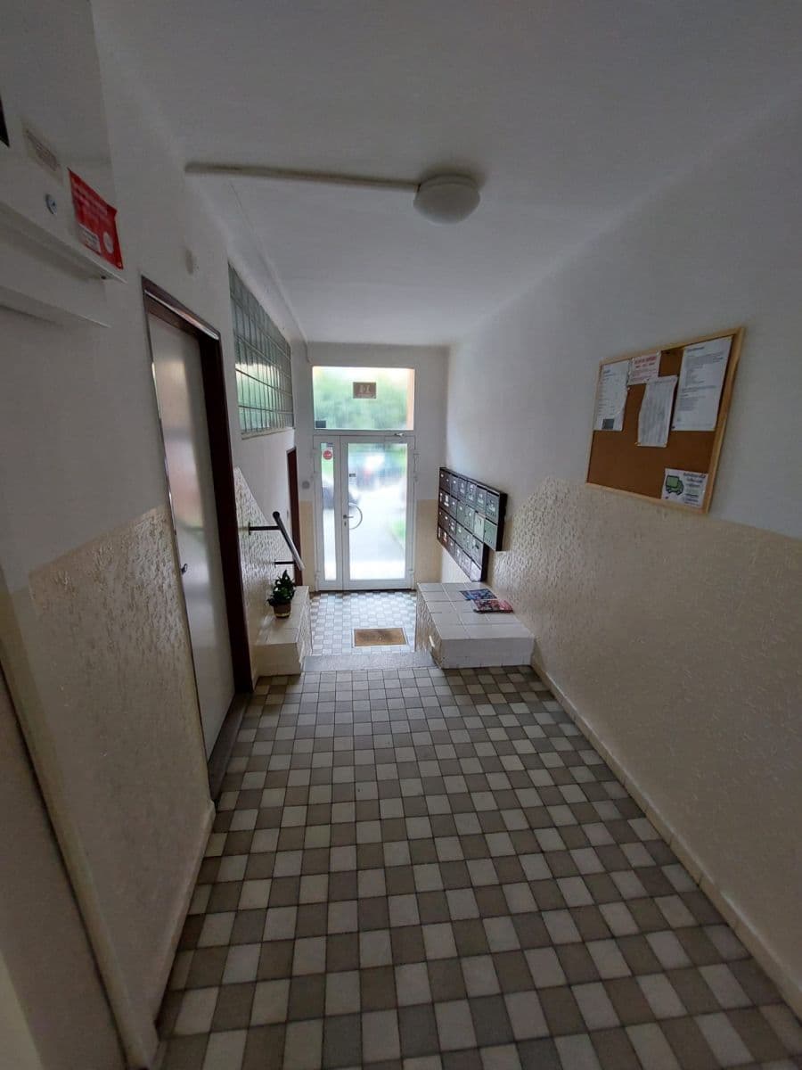 Pronájem bytu 1+1 42 m², Smrková, Plzeň, Plzeňský kraj Pronájem bytu 1+1 42 m², Smrková, Plzeň, Plzeňský kraj