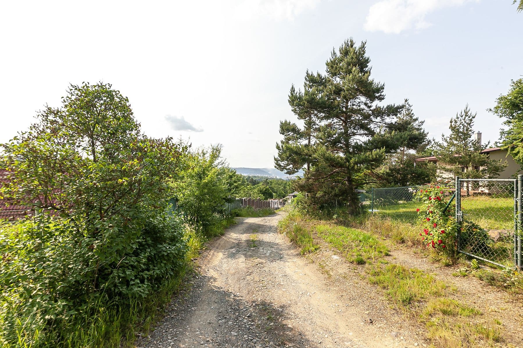 Prodej chaty, chalupy 35 m², pozemek 614 m², Ke Lhotě, Dolní Břežany, Středočeský kraj Prodej chaty, chalupy 35 m², pozemek 614 m², Ke Lhotě, Dolní Břežany, Středočeský kraj