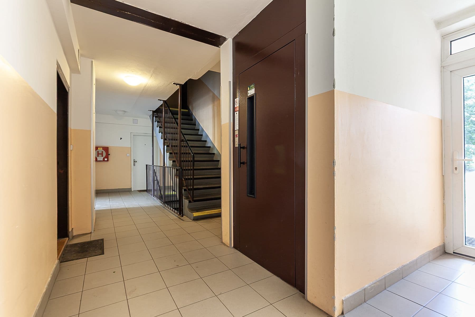 Prodej bytu 2+1 65 m², Bouřilova, Praha, Praha Prodej bytu 2+1 65 m², Bouřilova, Praha, Praha