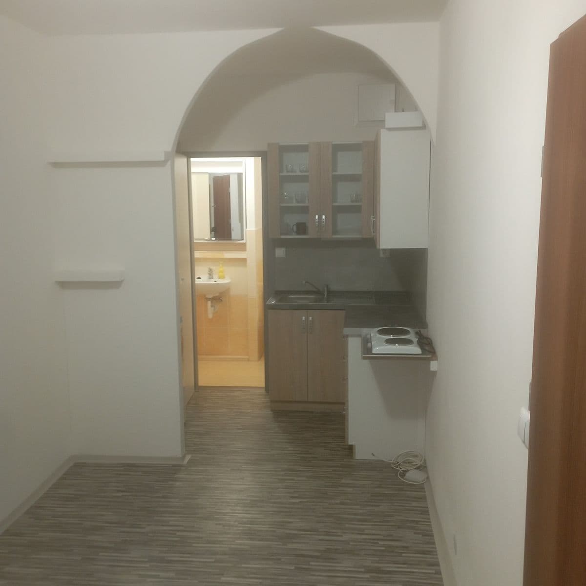 Pronájem nebytového prostoru 15 m², Moldavská, Brno, Jihomoravský kraj Pronájem nebytového prostoru 15 m², Moldavská, Brno, Jihomoravský kraj