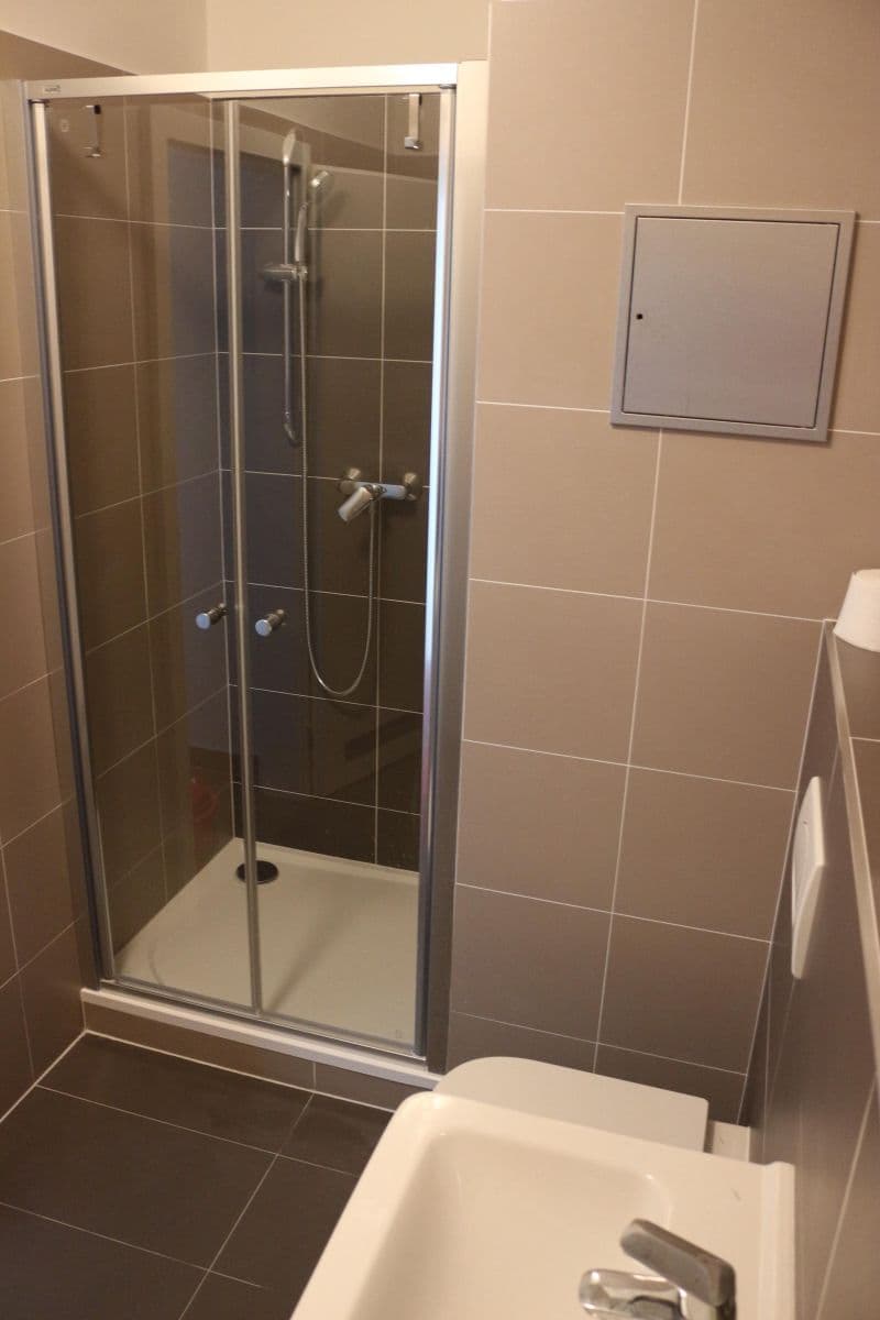 Pronájem bytu 1+kk 42 m², Škrábkových, Praha, Praha Pronájem bytu 1+kk 42 m², Škrábkových, Praha, Praha