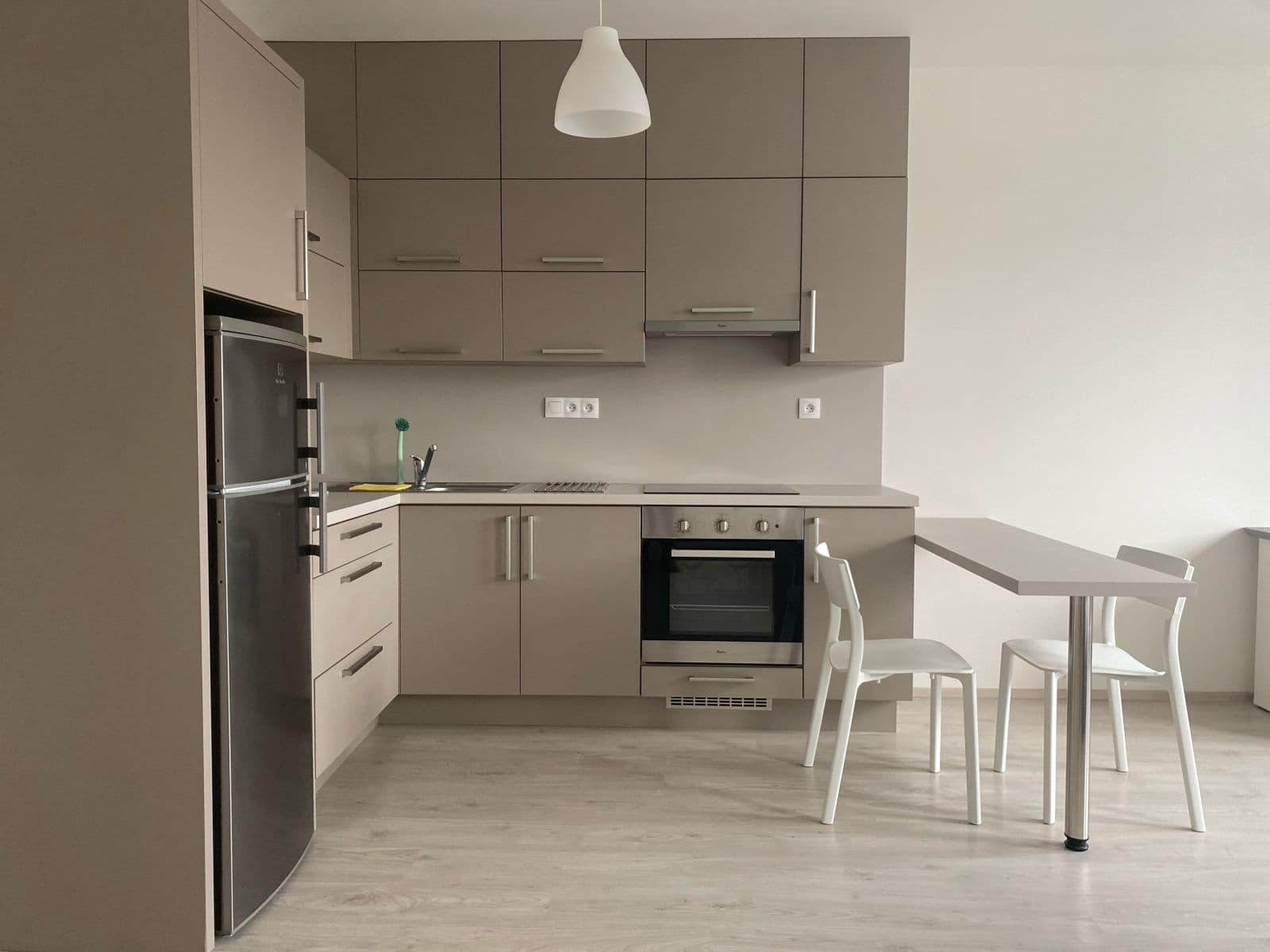 Pronájem bytu 1+kk 42 m², Škrábkových, Praha, Praha Pronájem bytu 1+kk 42 m², Škrábkových, Praha, Praha