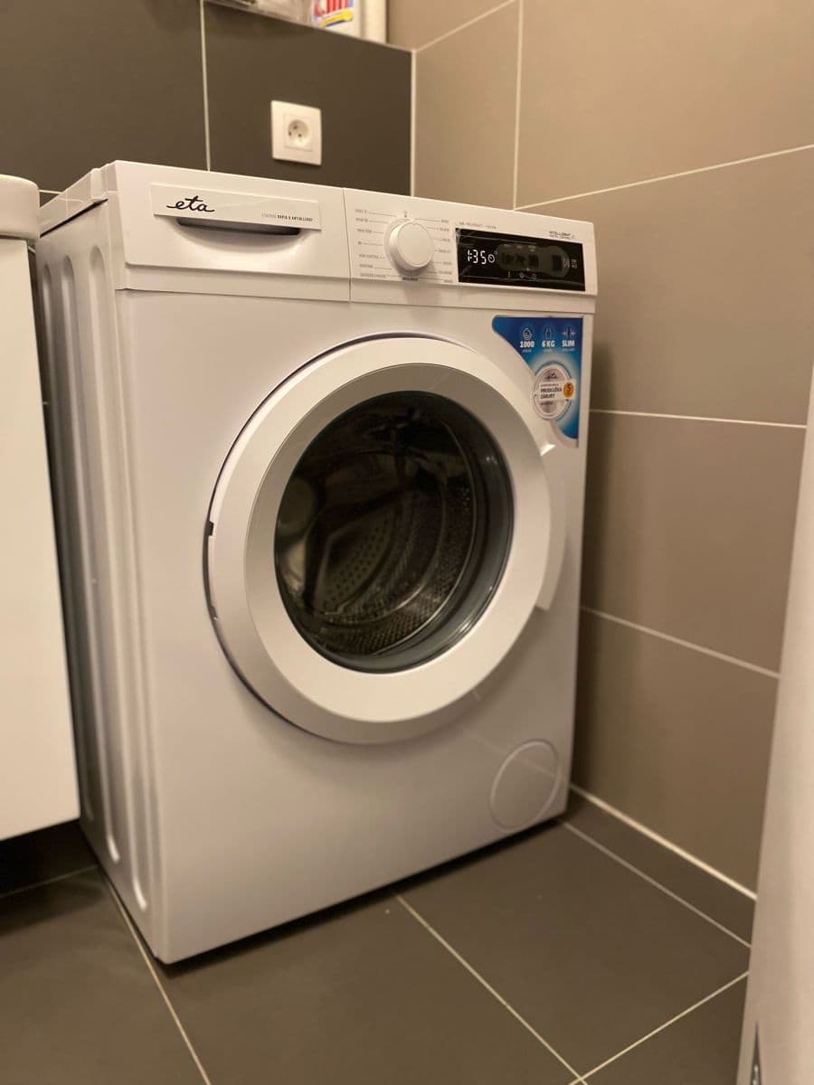 Pronájem bytu 1+kk 42 m², Škrábkových, Praha, Praha Pronájem bytu 1+kk 42 m², Škrábkových, Praha, Praha