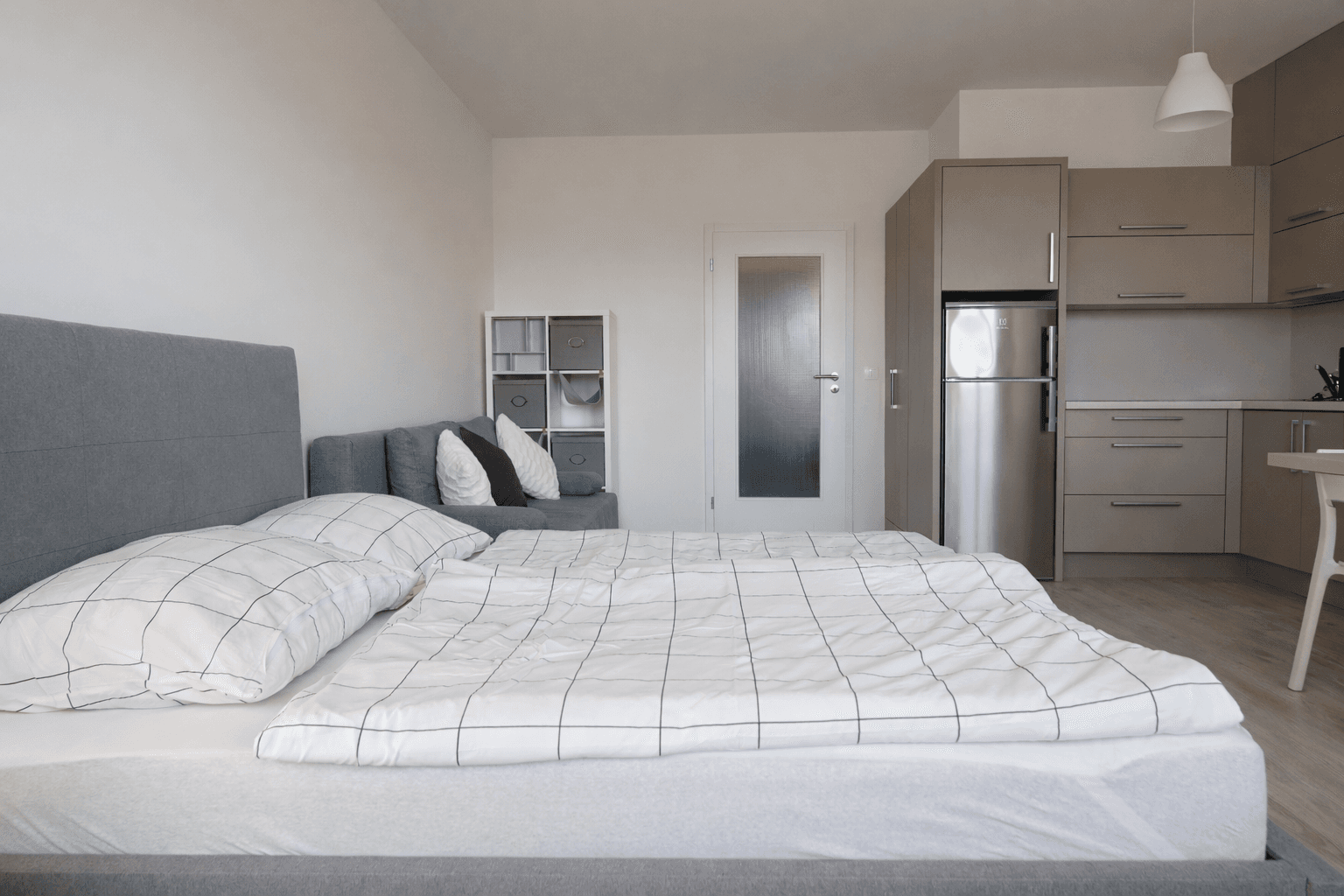 Pronájem bytu 1+kk 42 m², Škrábkových, Praha, Praha Pronájem bytu 1+kk 42 m², Škrábkových, Praha, Praha