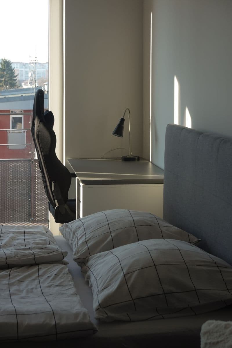 Pronájem bytu 1+kk 42 m², Škrábkových, Praha, Praha Pronájem bytu 1+kk 42 m², Škrábkových, Praha, Praha
