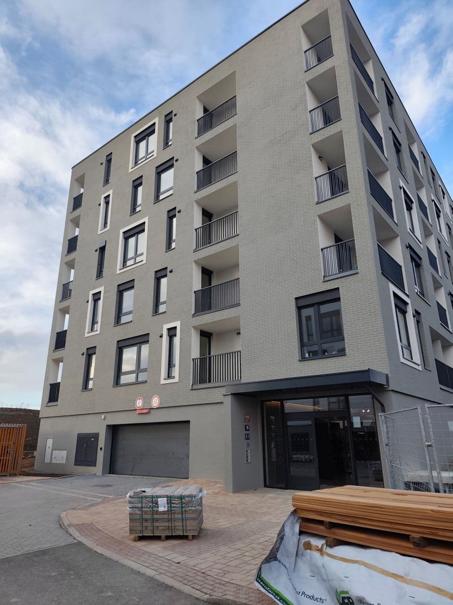 Pronájem bytu 2+kk 52 m², Stočesova, Praha, Praha Pronájem bytu 2+kk 52 m², Stočesova, Praha, Praha