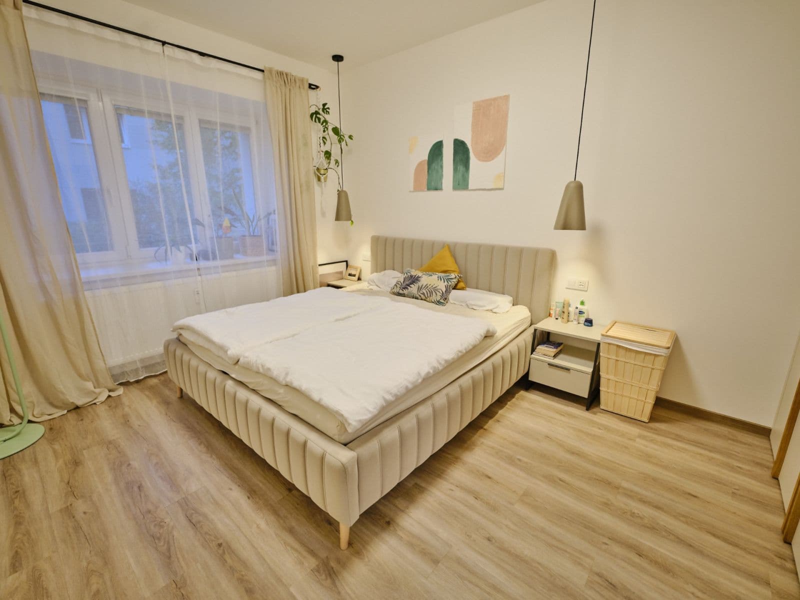 Pronájem bytu 2+kk 55 m², Svojetická, Praha, Praha Pronájem bytu 2+kk 55 m², Svojetická, Praha, Praha