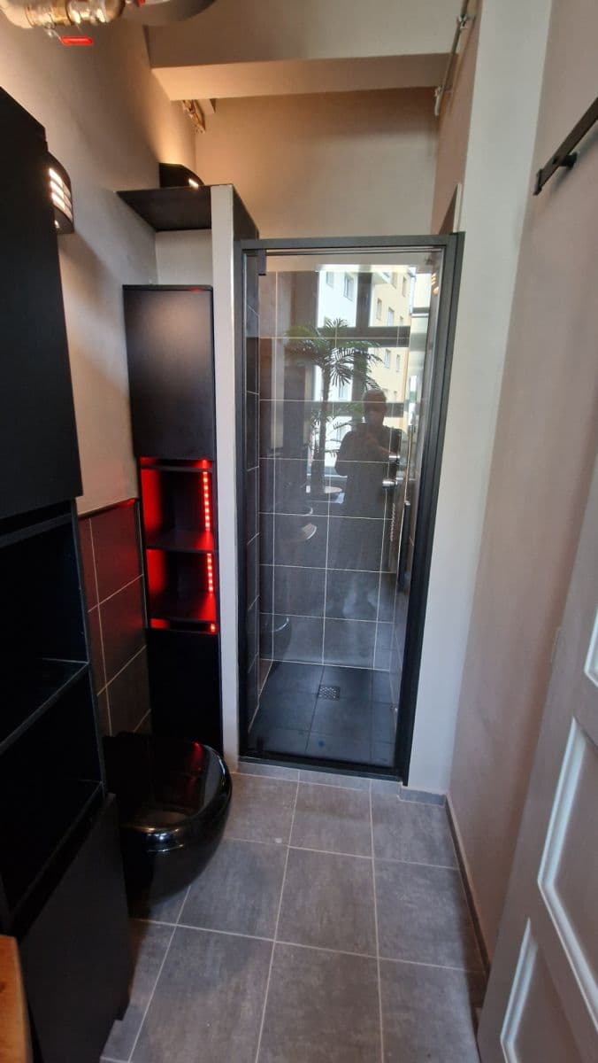 Pronájem bytu 1+kk 30 m², U Libeňského pivovaru, Praha, Praha Pronájem bytu 1+kk 30 m², U Libeňského pivovaru, Praha, Praha