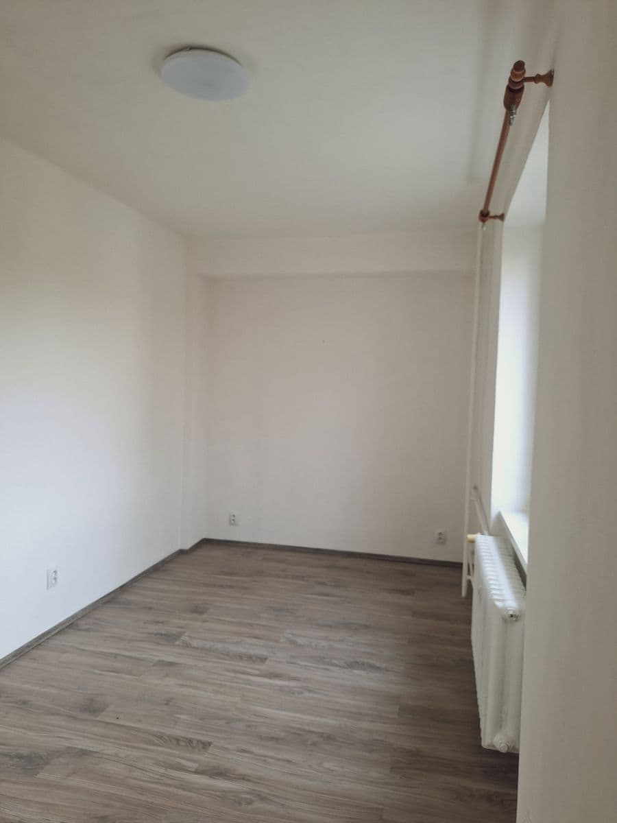 Pronájem bytu 2+1 44 m², Dětská, Praha, Praha Pronájem bytu 2+1 44 m², Dětská, Praha, Praha