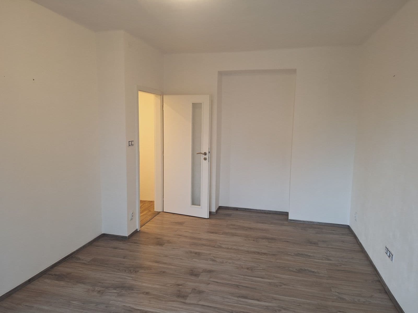 Pronájem bytu 2+1 44 m², Dětská, Praha, Praha Pronájem bytu 2+1 44 m², Dětská, Praha, Praha