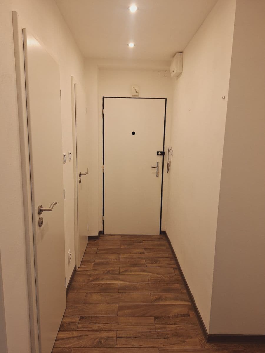 Pronájem bytu 2+1 44 m², Dětská, Praha, Praha Pronájem bytu 2+1 44 m², Dětská, Praha, Praha