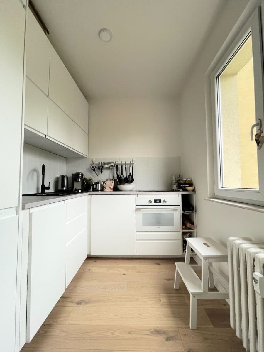 Pronájem bytu 2+1 55 m², Na Petřinách, Praha, Praha Pronájem bytu 2+1 55 m², Na Petřinách, Praha, Praha