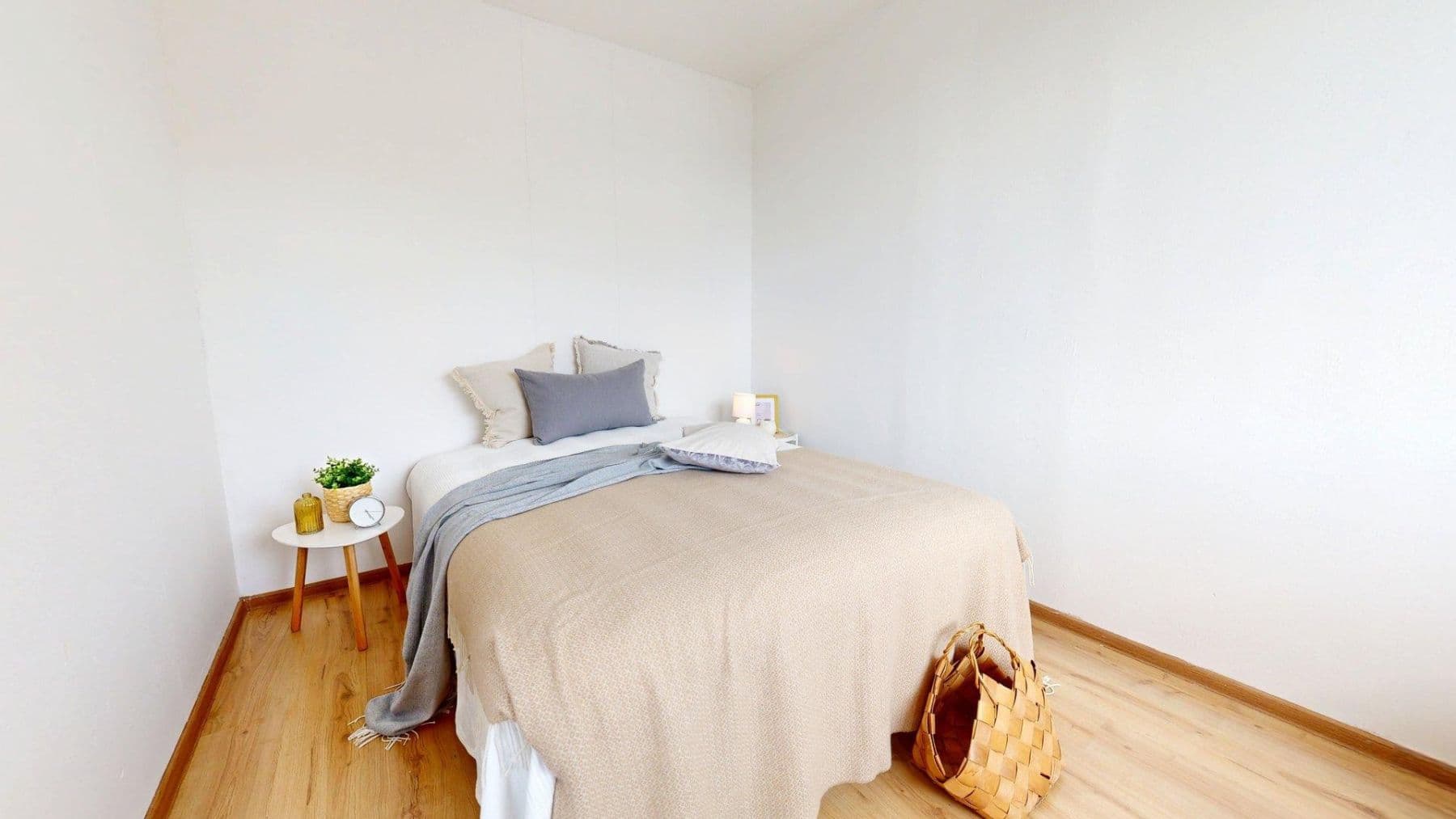 Pronájem bytu 2+kk 43 m², Jana Palacha, Mladá Boleslav, Středočeský kraj Pronájem bytu 2+kk 43 m², Jana Palacha, Mladá Boleslav, Středočeský kraj