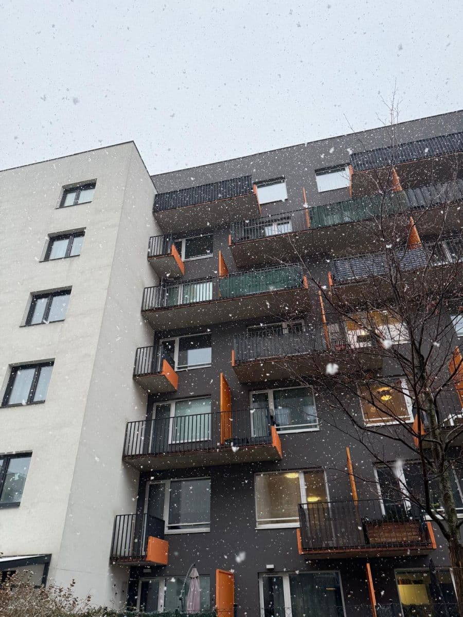 Pronájem bytu 1+kk 33 m², Strnadových, Praha, Praha Pronájem bytu 1+kk 33 m², Strnadových, Praha, Praha