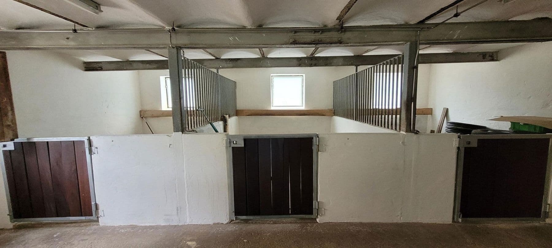 Prodej domu 175 m², pozemek 20.000 m², Biberbach, Bavorsko Prodej domu 175 m², pozemek 20.000 m², Biberbach, Bavorsko