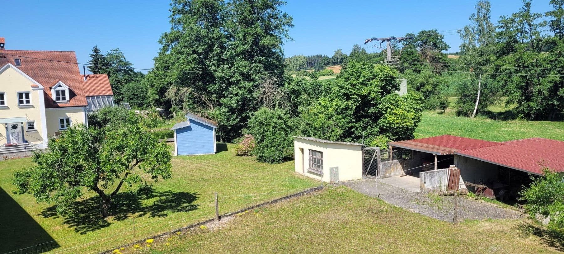 Prodej domu 175 m², pozemek 20.000 m², Biberbach, Bavorsko Prodej domu 175 m², pozemek 20.000 m², Biberbach, Bavorsko