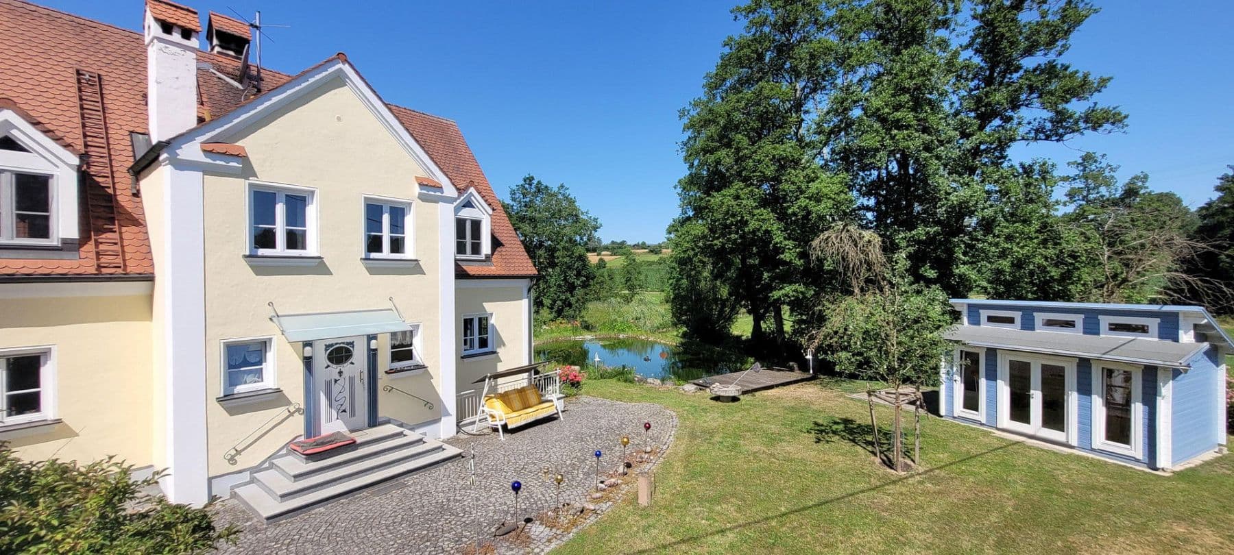 Prodej domu 175 m², pozemek 20.000 m², Biberbach, Bavorsko Prodej domu 175 m², pozemek 20.000 m², Biberbach, Bavorsko