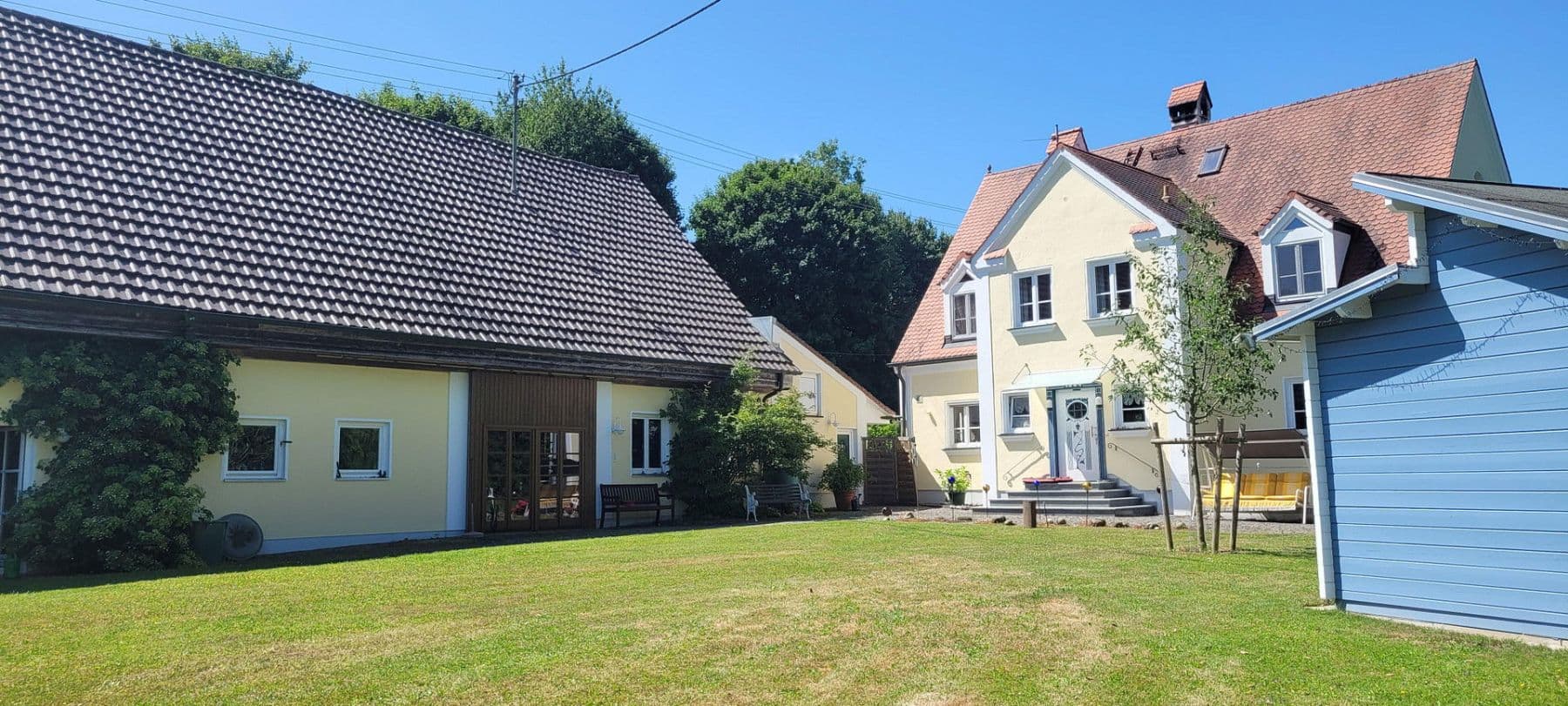 Prodej domu 175 m², pozemek 20.000 m², Biberbach, Bavorsko Prodej domu 175 m², pozemek 20.000 m², Biberbach, Bavorsko