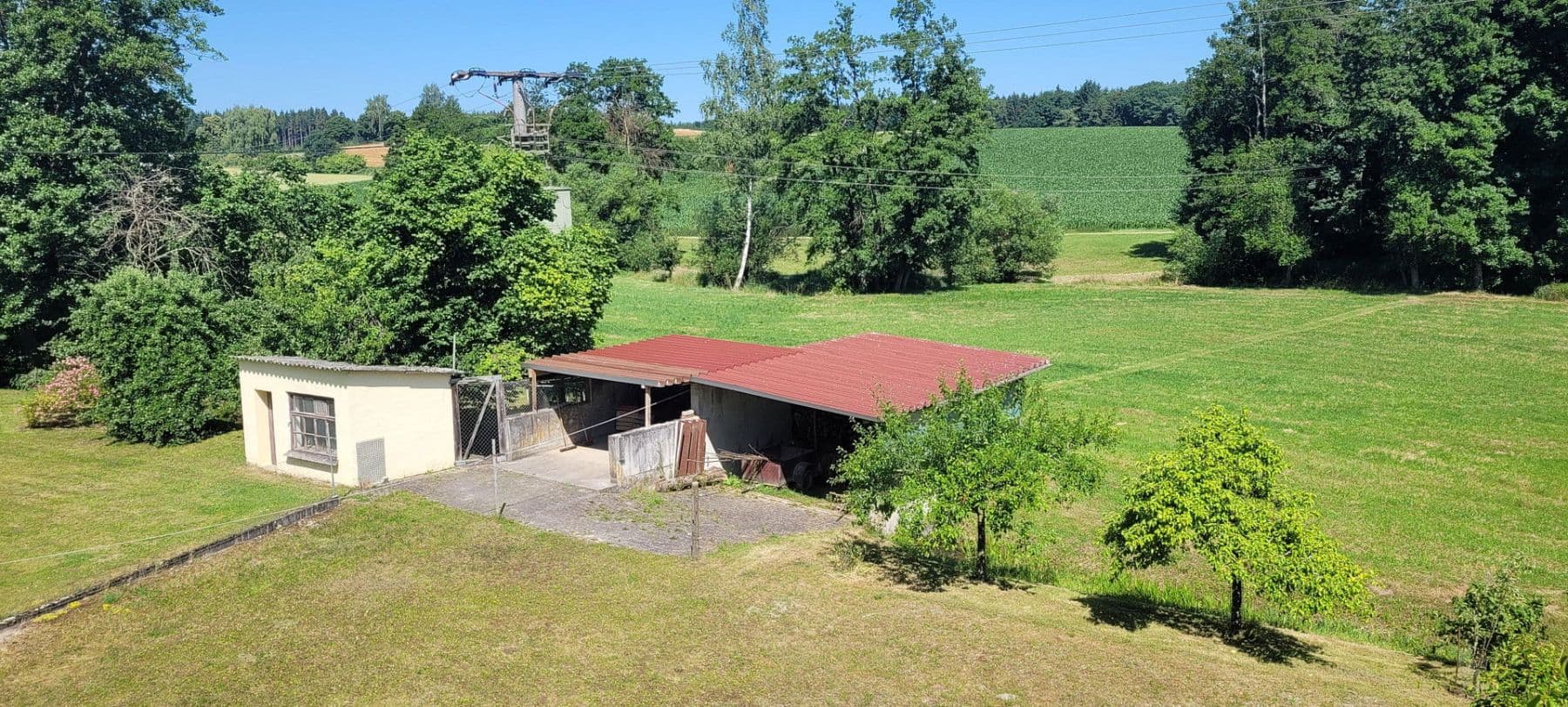 Prodej domu 175 m², pozemek 20.000 m², Biberbach, Bavorsko Prodej domu 175 m², pozemek 20.000 m², Biberbach, Bavorsko