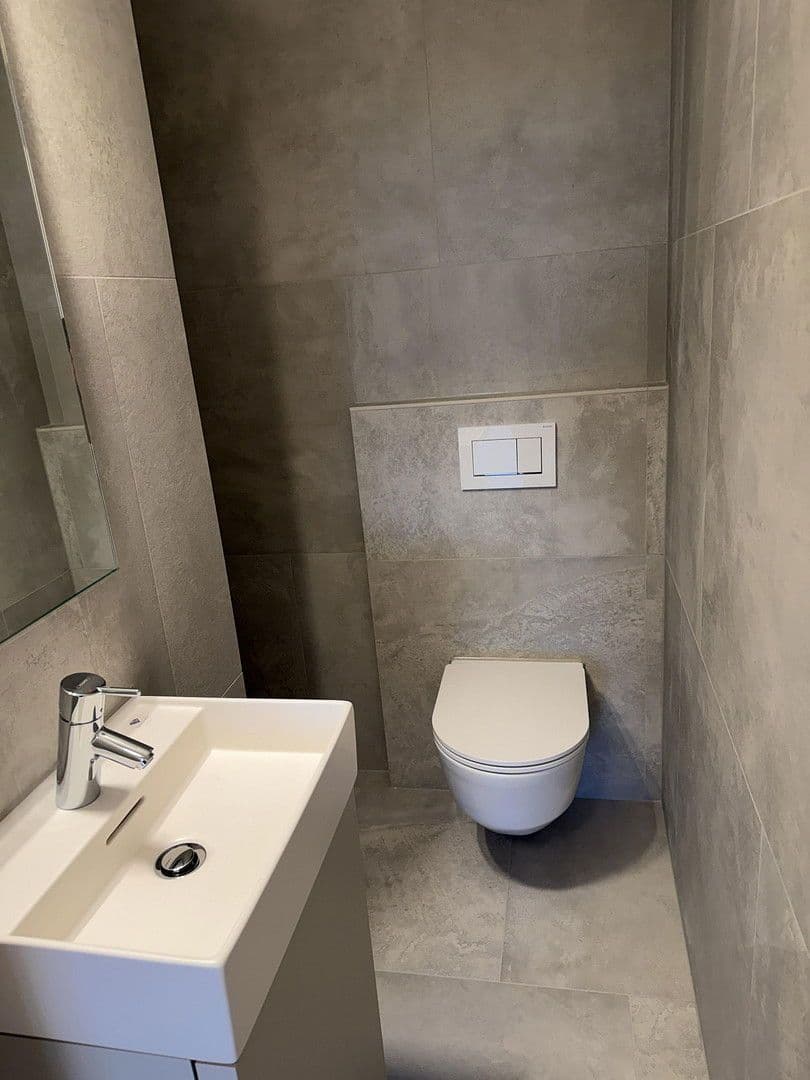 Pronájem bytu 3+1 97 m², Ziegeleiweg 20, Köln, Severní Porýní-Vestfálsko Pronájem bytu 3+1 97 m², Ziegeleiweg 20, Köln, Severní Porýní-Vestfálsko