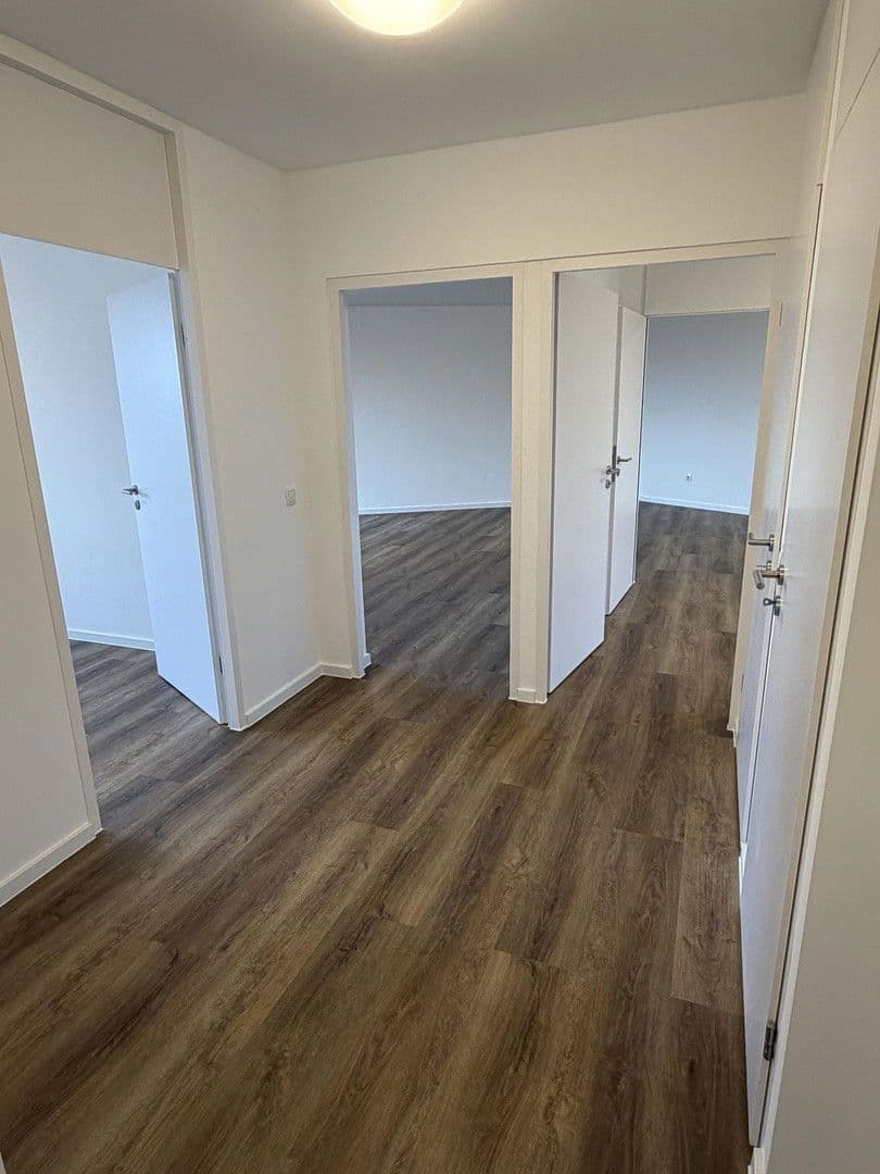 Pronájem bytu 3+1 97 m², Ziegeleiweg 20, Köln, Severní Porýní-Vestfálsko Pronájem bytu 3+1 97 m², Ziegeleiweg 20, Köln, Severní Porýní-Vestfálsko
