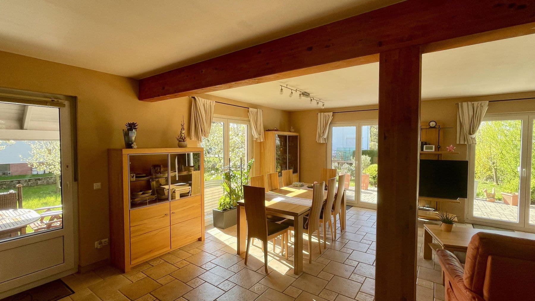 Prodej domu 117 m², pozemek 400 m², Freigericht, Hessen Prodej domu 117 m², pozemek 400 m², Freigericht, Hessen